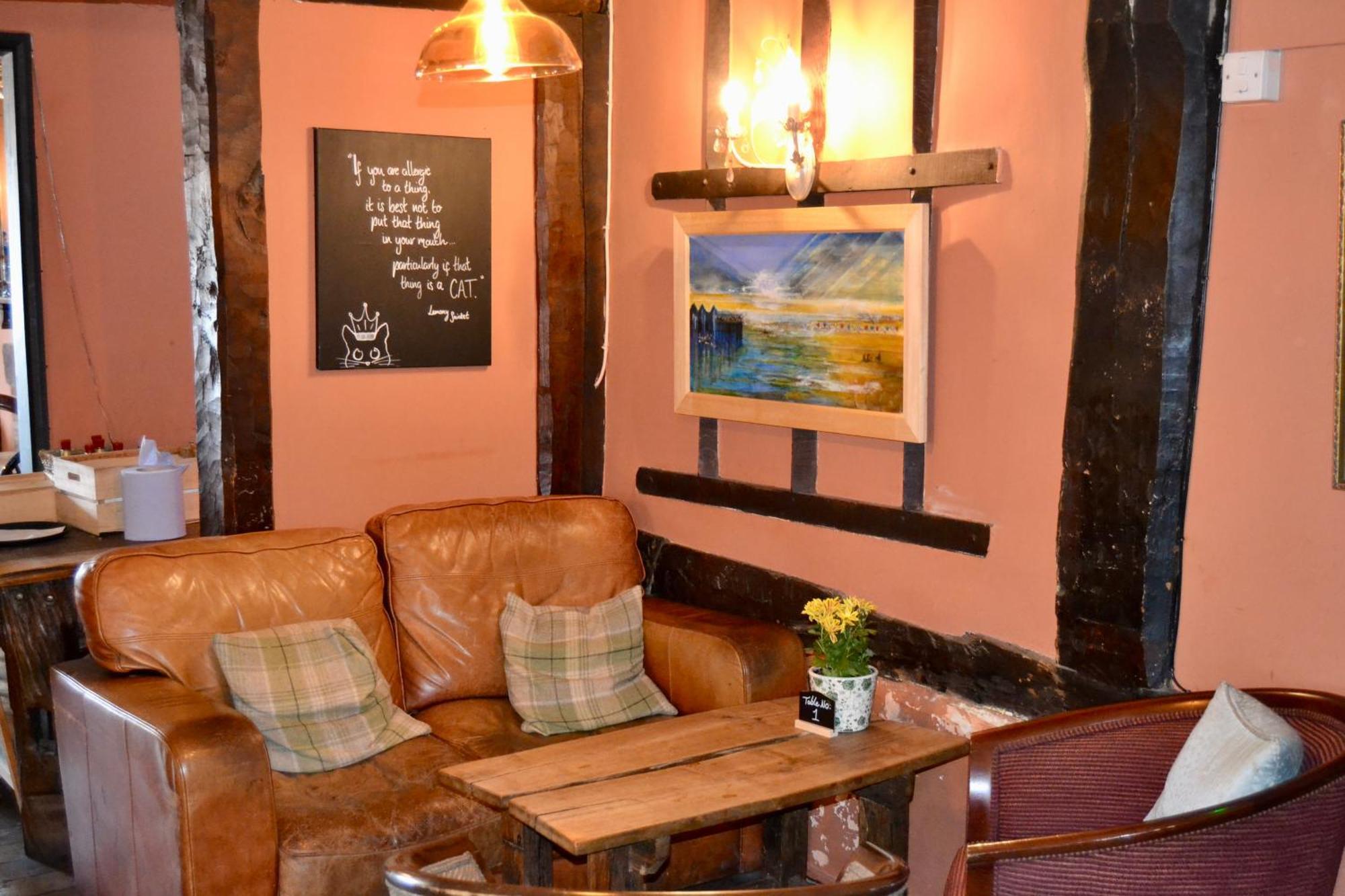 The Crown Hotel Фрамлингам Екстериор снимка